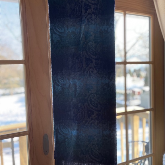 Scarf - Picture 4 of 4